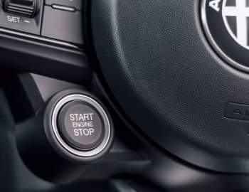 Intérieur Alfa Romeo Giulia Veloce [UK-spec] (952) '2023–pr.
