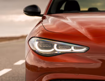 Alfa Romeo Giulia Veloce [UK-spec] (952) '2023–pr.