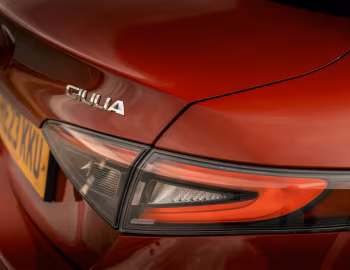 Alfa Romeo Giulia Veloce [UK-spec] (952) '2023–pr.
