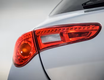 Alfa Romeo Giulietta [UK-spec] (940) '2014–16