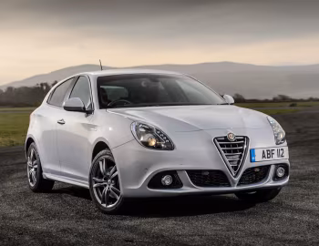 Alfa Romeo Giulietta [UK-spec] (940) '2014–16