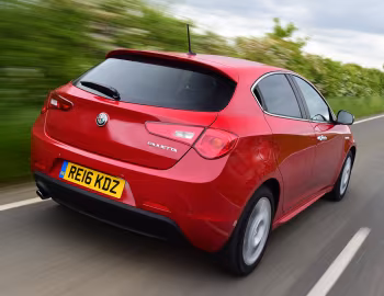 Alfa Romeo Giulietta [UK-spec] (940) '2016–19