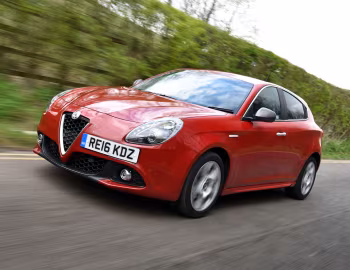 Alfa Romeo Giulietta [UK-spec] (940) '2016–19