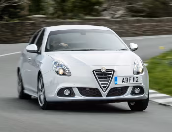 Alfa Romeo Giulietta [UK-spec] (940) '2014–16