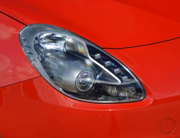 Alfa Romeo Giulietta [UK-spec] (940) '2016–19