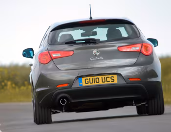 Alfa Romeo Giulietta [UK-spec] (940) '2010–14