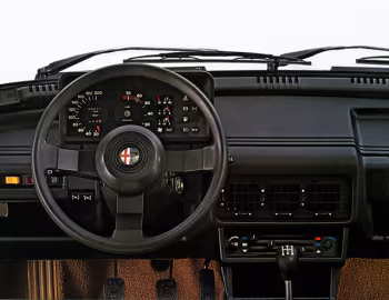 Panneau avant Alfa Romeo Giulietta (116) '1981–83