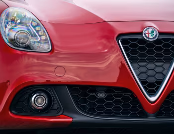 Alfa Romeo Giulietta [UK-spec] (940) '2016–19