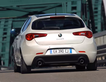 Alfa Romeo Giulietta [Worldwide] (940) '2010–13