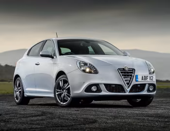 Alfa Romeo Giulietta [UK-spec] (940) '2014–16