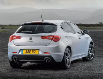 Alfa Romeo Giulietta [UK-spec] (940) '2014–16