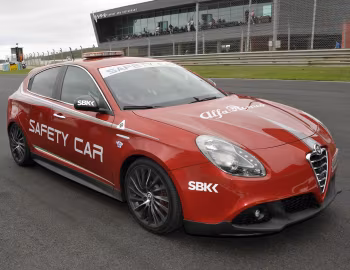 Alfa Romeo Giulietta Quadrifoglio Verde SBK Safety Car (940) '2010–13