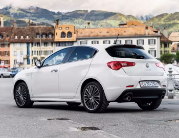 Alfa Romeo Giulietta "Collezione" [Worldwide] (940) '2015