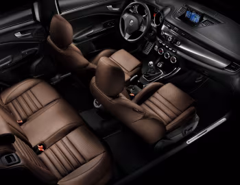Intérieur Alfa Romeo Giulietta "for Maserati" (940) '12.2011