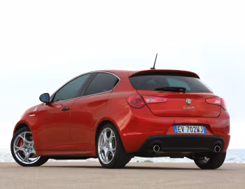 Alfa Romeo Giulietta Quadrifoglio Verde [Worldwide] (940) '2014–16