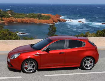 Alfa Romeo Giulietta Quadrifoglio Verde [Worldwide] (940) '2014–16