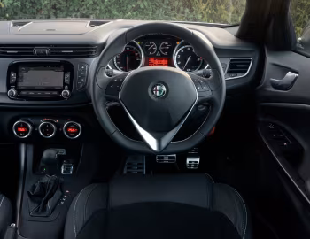 Panneau avant Alfa Romeo Giulietta Quadrifoglio Verde Launch Edition [UK-spec] (940) '2014