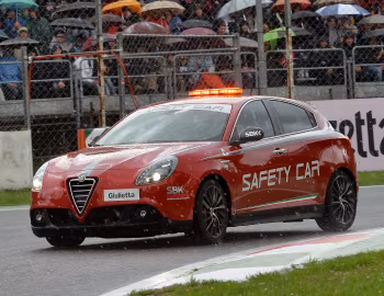 Alfa Romeo Giulietta Quadrifoglio Verde SBK Safety Car (940) '2010–13