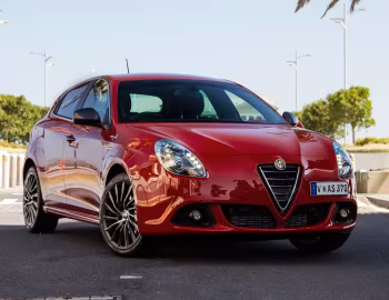 Alfa Romeo Giulietta QV Line [Australia] (940) '2014–16