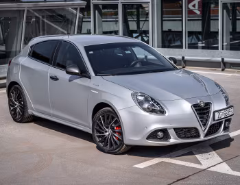 Alfa Romeo Giulietta QV Line [Worldwide] (940) '2014–16