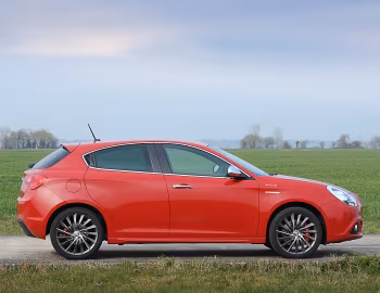 Alfa Romeo Giulietta Sportiva [UK-spec] (940) '2014