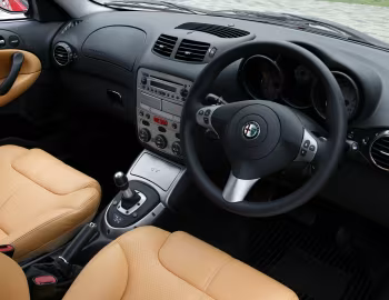 Panneau avant Alfa Romeo GT [Japan] (937C) '2004–06