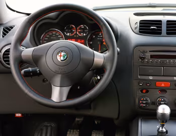 Panneau avant Alfa Romeo GT Q2 [Worldwide] (937C) '2006–08
