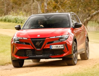 Alfa Romeo Junior Ibrida [Australia] (966) '2025–pr.