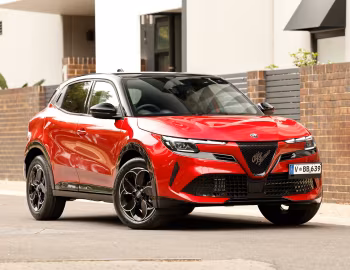 Alfa Romeo Junior Ibrida [Australia] (966) '2025–pr.