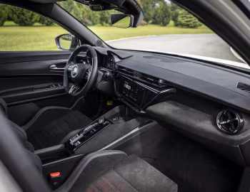 Intérieur Alfa Romeo Junior Elettrica Veloce [Worldwide] (966) '2024–pr.