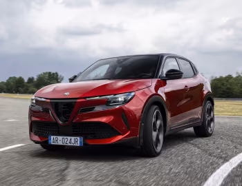 Alfa Romeo Junior Elettrica Veloce [Worldwide] (966) '2024–pr.