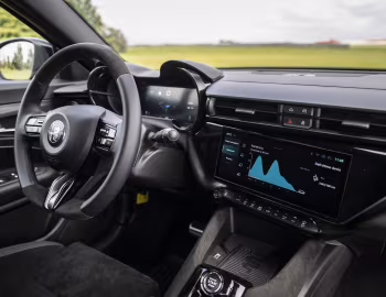 Intérieur Alfa Romeo Junior Elettrica Veloce [Worldwide] (966) '2024–pr.