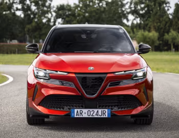 Alfa Romeo Junior Elettrica Veloce [Worldwide] (966) '2024–pr.