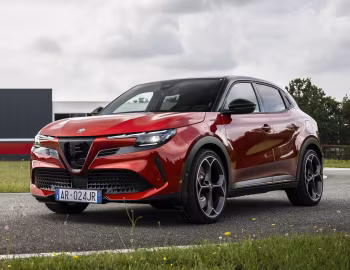 Alfa Romeo Junior Elettrica Veloce [Worldwide] (966) '2024–pr.