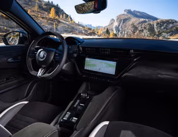 Panneau avant Alfa Romeo Junior Ibrida Q4 Edizione Milano Cortina 2026 [Italy] (966) '2025–26