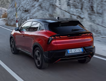 Alfa Romeo Junior Ibrida Q4 Edizione Milano Cortina 2026 [Italy] (966) '2025–26