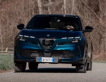 Alfa Romeo Junior Ibrida Speciale [Worldwide] (966) '2024–25