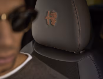 Intérieur Alfa Romeo Junior Elettrica Intensa (966) '2025