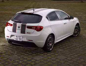 Alfa Romeo Giulietta Sportiva "Ken Okuyama Speciale Bianca" [Japan] (940) '2015