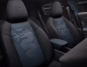 Intérieur Alfa Romeo Milano Ibrida (966) '2024