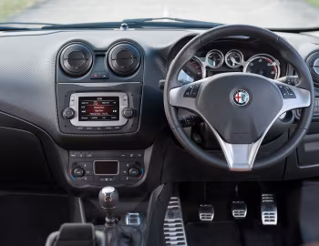Panneau avant Alfa Romeo MiTo [UK-spec] (955) '2013–16