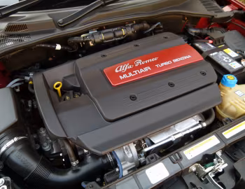 Sous la capuche Alfa Romeo MiTo [Japan] (955) '2014–16