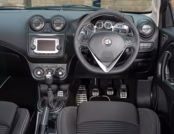 Panneau avant Alfa Romeo MiTo "Junior" [UK-spec] (955) '2015