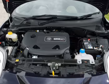 Sous la capuche Alfa Romeo MiTo TwinAir [UK-spec] (955) '2012–13