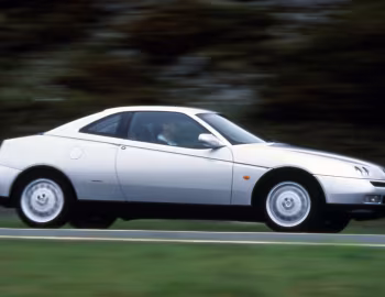 Alfa Romeo GTV [UK-spec] (916C) '1996–98