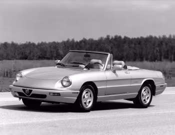 1991–93 Alfa Romeo Spider [North America] (115.A1) '1990–93