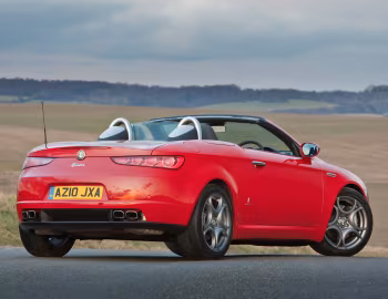 Alfa Romeo Spider [UK-spec] (939E) '2008–10