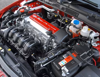 Sous la capuche Alfa Romeo Spider [UK-spec] (939E) '2007–08