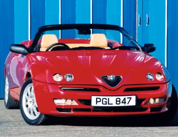 Alfa Romeo Spider 3.0 V6 24V [UK-spec] (916S) '2001–03