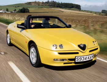 Alfa Romeo Spider 2.0 T. Spark [UK-spec] (916S) '1998–2000